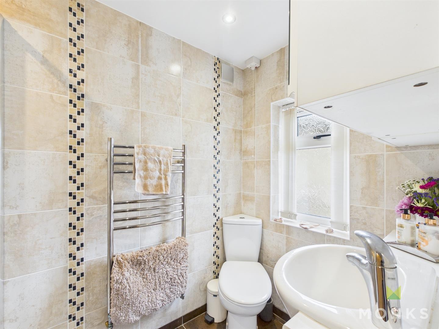 10 Perkins Beach Dingle, Shrewsbury, SY5 0PE For Sale 10 Perkins Beach Dingle, Shrewsbury, SY5 0PE For Sale